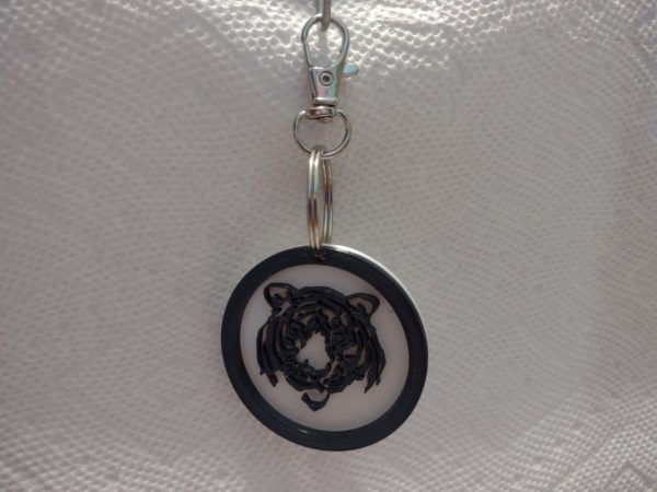 BLACK TIGER ZIPPER PULL